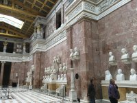 Halle_Seite_01